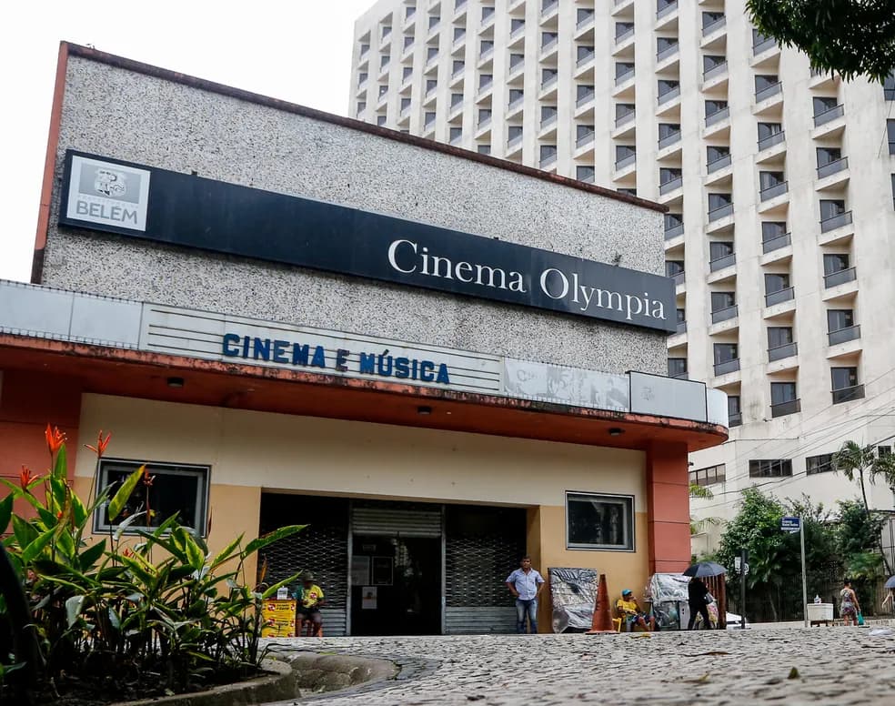 Fachada do Cine Olympia em Belém do Pará.