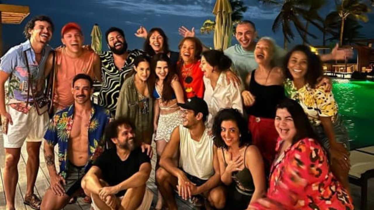 Foto com o elenco do novo filme gravado no Ceará.