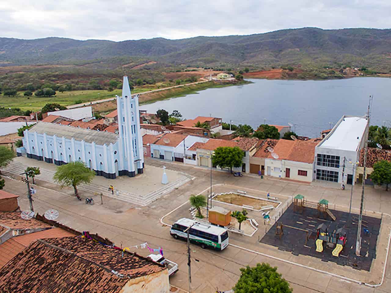 Imagem aérea da cidade de Granjeiro, no Ceará.